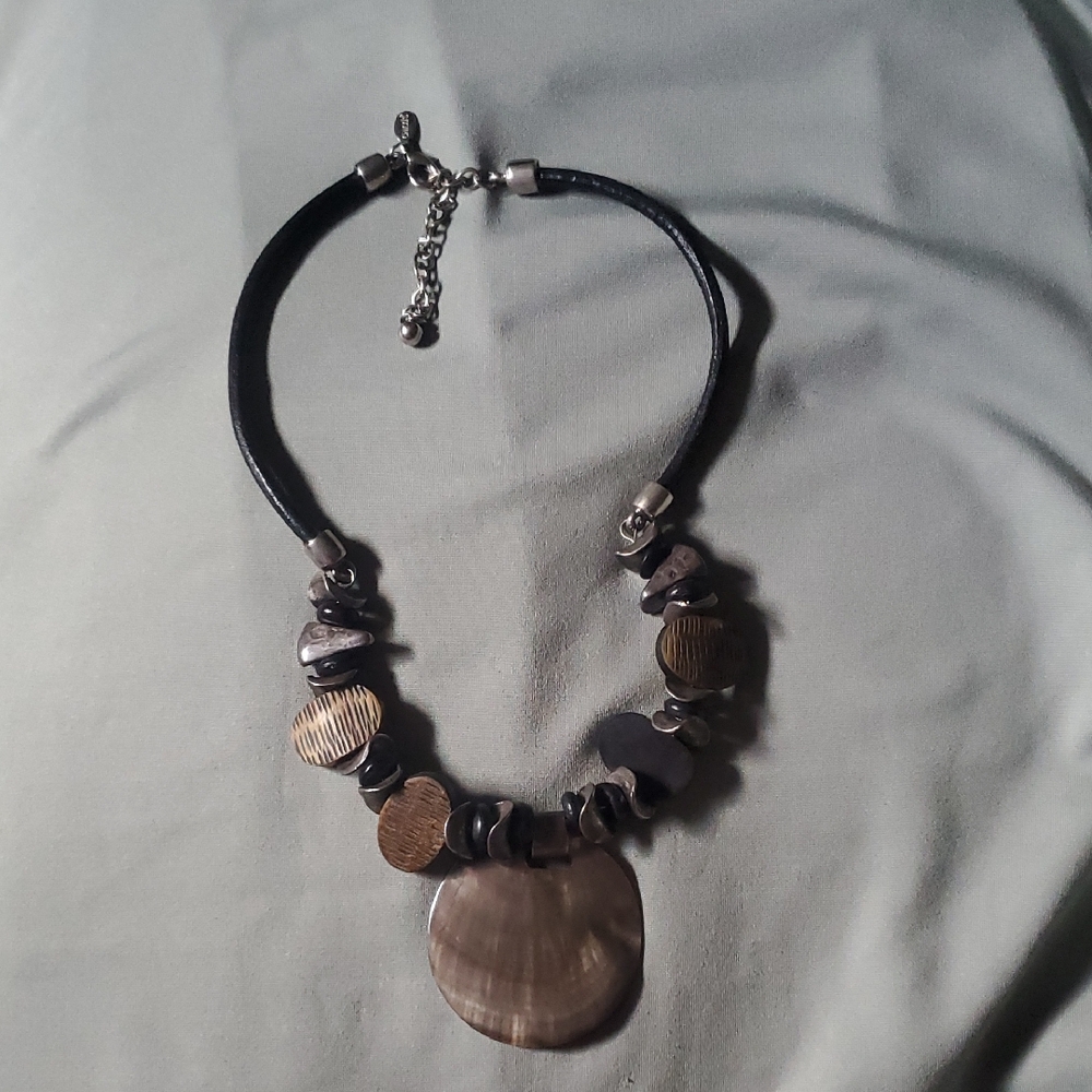 Chicos Elegant Black and Brown Necklace